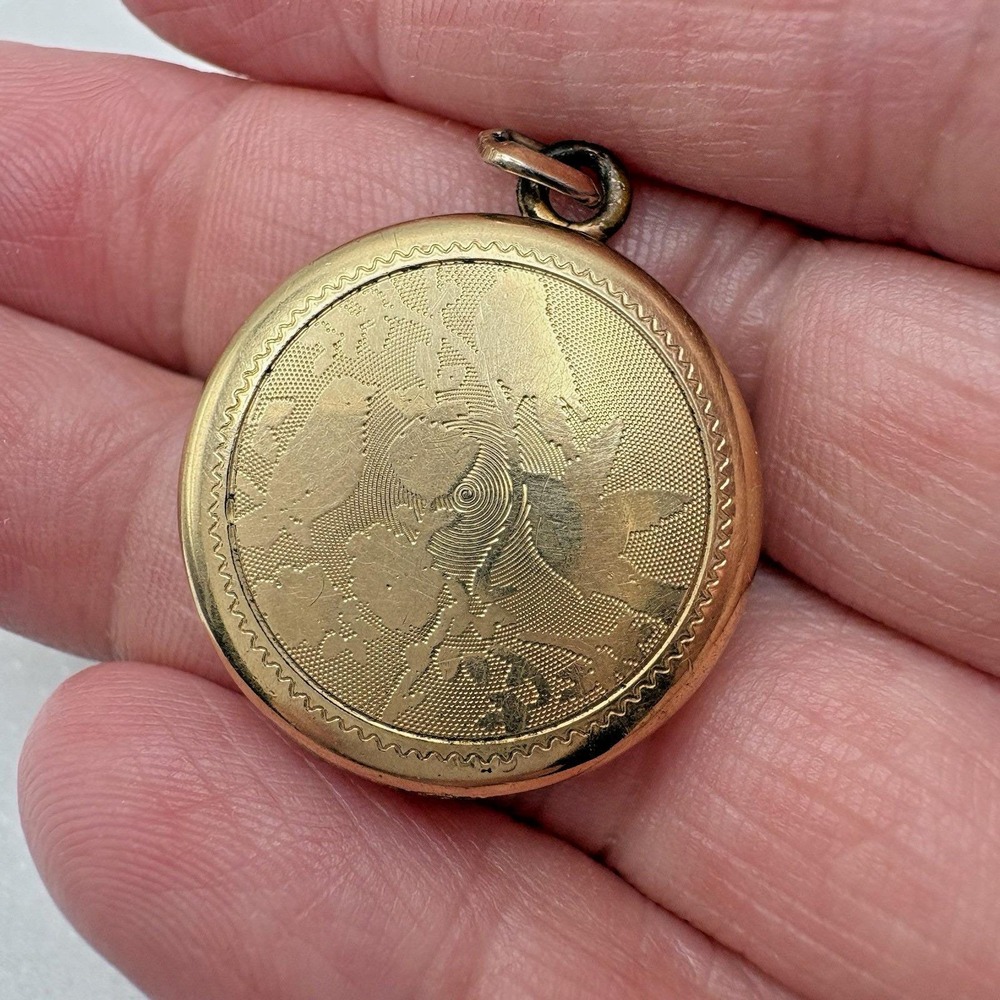 Vintage La Mode Gold Filled Locket Birds Flowers Etched Reversible Picture 12KGF